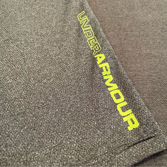 Under Armour kids lightweight joggers in gray with lime green logo size 7 EUC - Picture 6 of 6